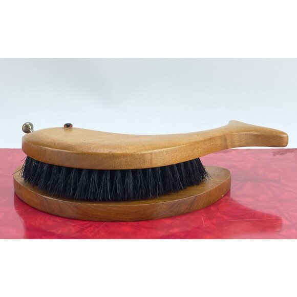 Vintage 1960s shoe brush, West Germany, wooden shoe shining brush, whale shaped - Picture 3 of 10